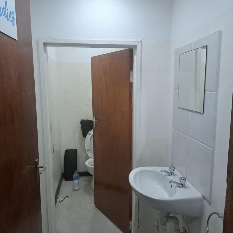 To Let commercial Property for Rent in North End Eastern Cape